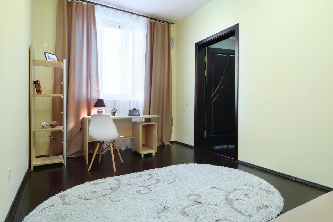 Paulmarie Apartments On Lenina Avenue Gomel Exterior foto